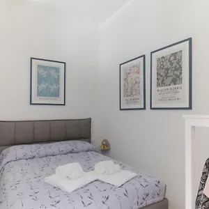 https://violetta-suite-brand-new-flat-s-maria-novella.it-tuscanyhotel.com