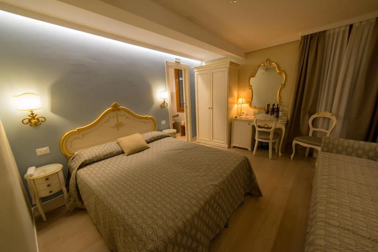 Locanda Ca' Zose Venedig 3*,  Italien